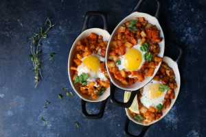 Garlic-Peanut Chutney Powder spiced Hash with Eggs