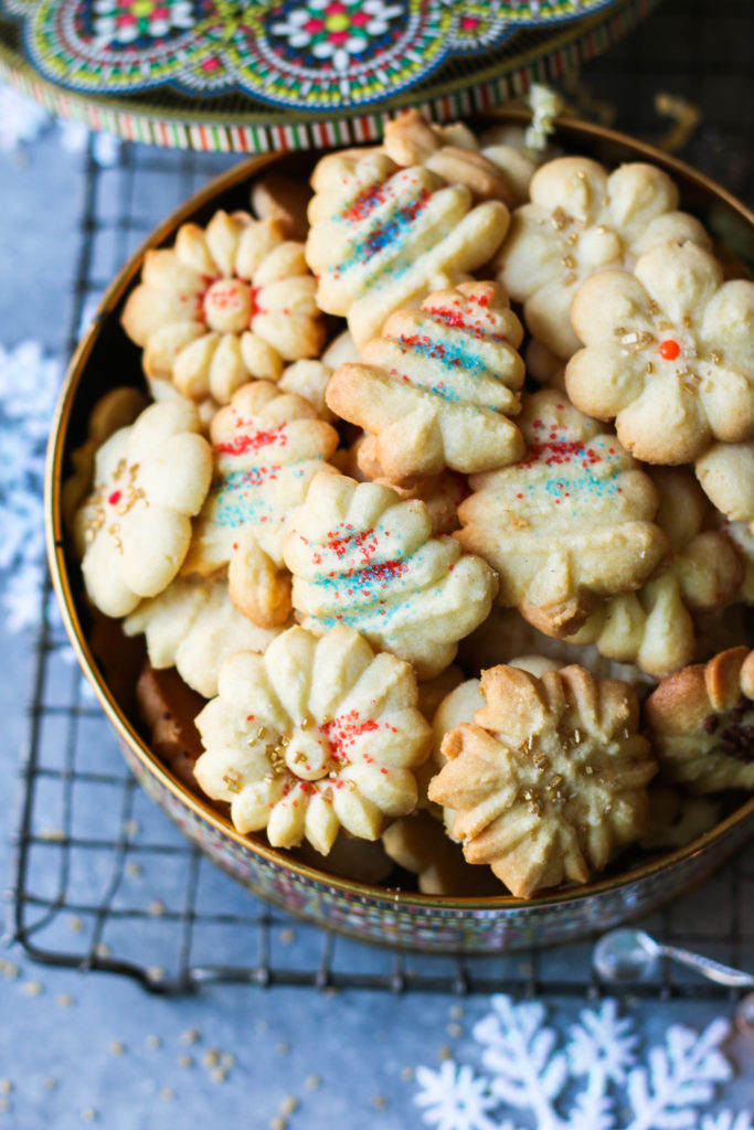 Classic Spritz Cookies - Lemon and Almond flavored cookies |foodfashionparty| #spritz cookies