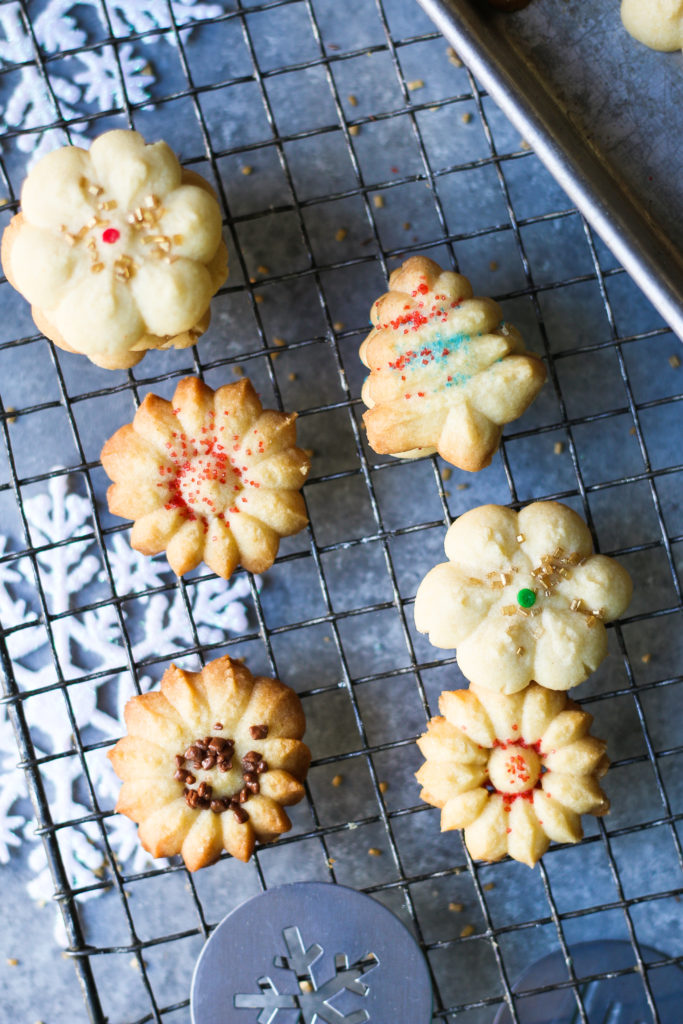 Classic Spritz Cookies - Lemon and Almond flavored cookies |foodfashionparty| #spritz cookies