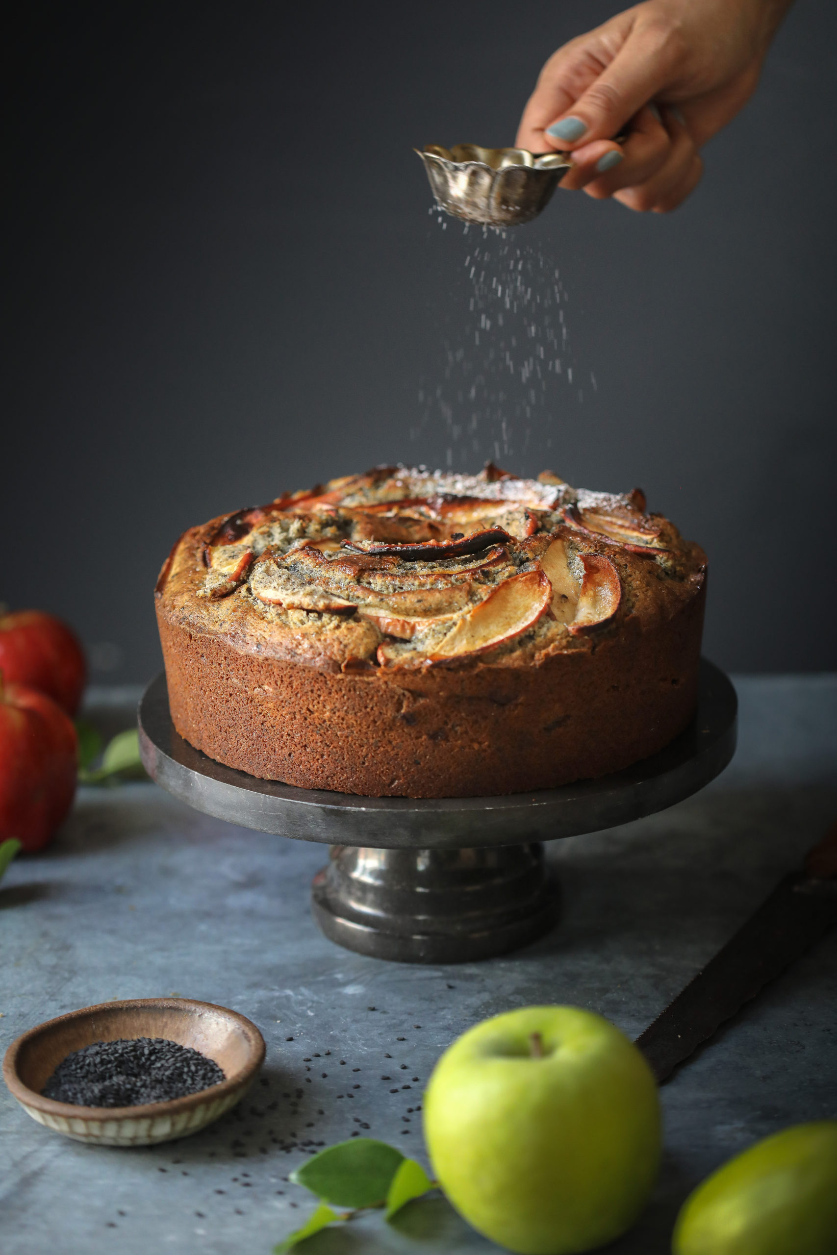 Sesame Apple CAke