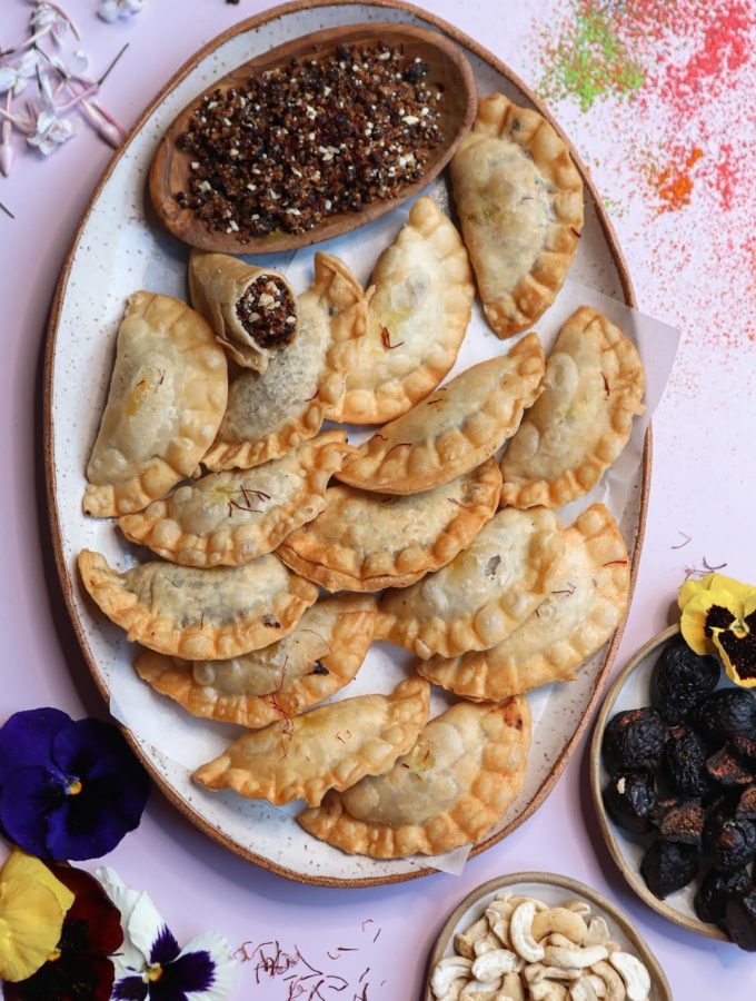 Figs and Nuts Gujjia/Sweet Samosa - Sugar free #gujia #diwalisweet